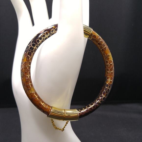 Vintage Hinged Floral Bangle Bracelet, Cloisonne Enamel, Gold Plate Safety Chain - Picture 1 of 10